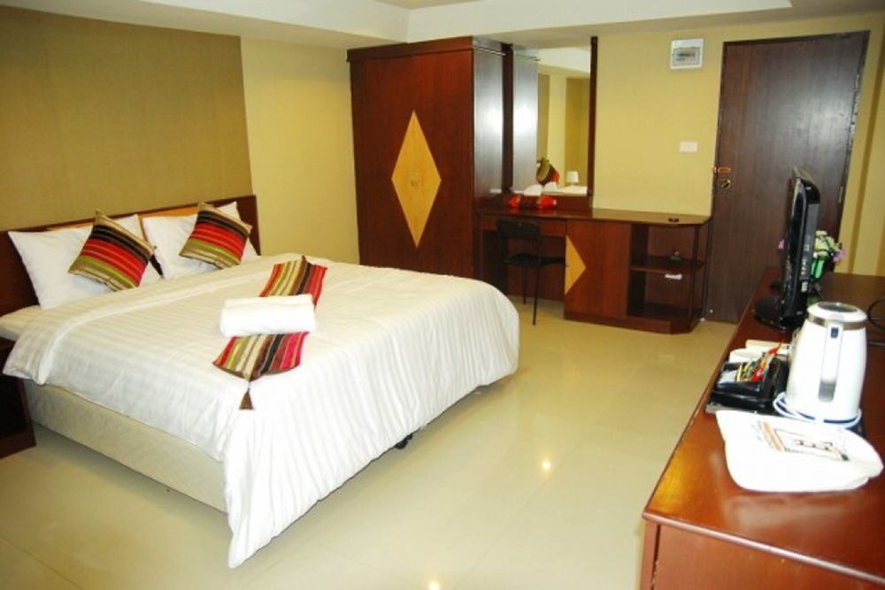 Aparthotel Grannylla Charoenkrung Bangkok Exterior foto