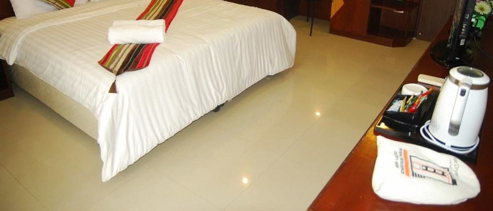 Aparthotel Grannylla Charoenkrung Bangkok Exterior foto